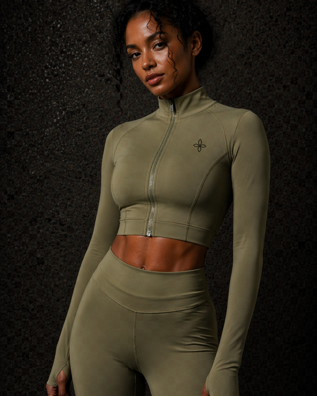 OFFFIT Gym Set Top- Matcha / Black